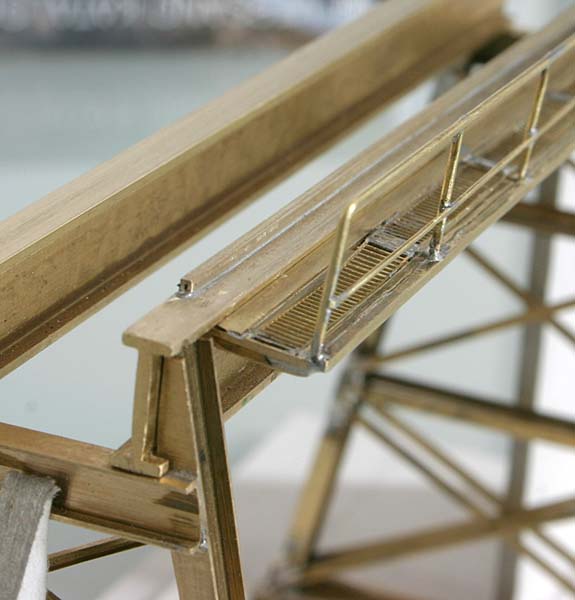 [Image: crane15.jpg]